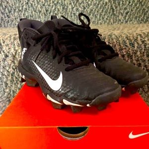 Nike Alpha Menace 2 Shark Football Cleats